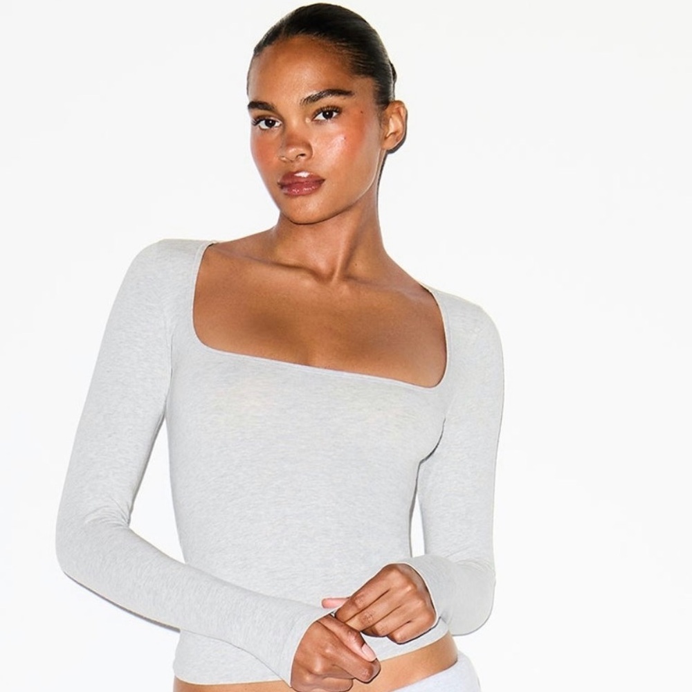NWT SKIMS COTTON JERSEY SCOOP NECK LONG SLEEVE TOP SIZE: M